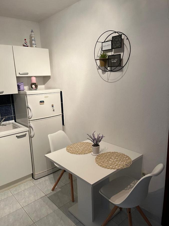 Apartments Despotovic Vis Exterior foto